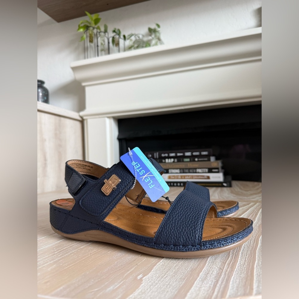 Flex Step|Navy Blue Sandals with Tan Accents,double strap faux leather•••NWT,11 - Picture 5 of 13